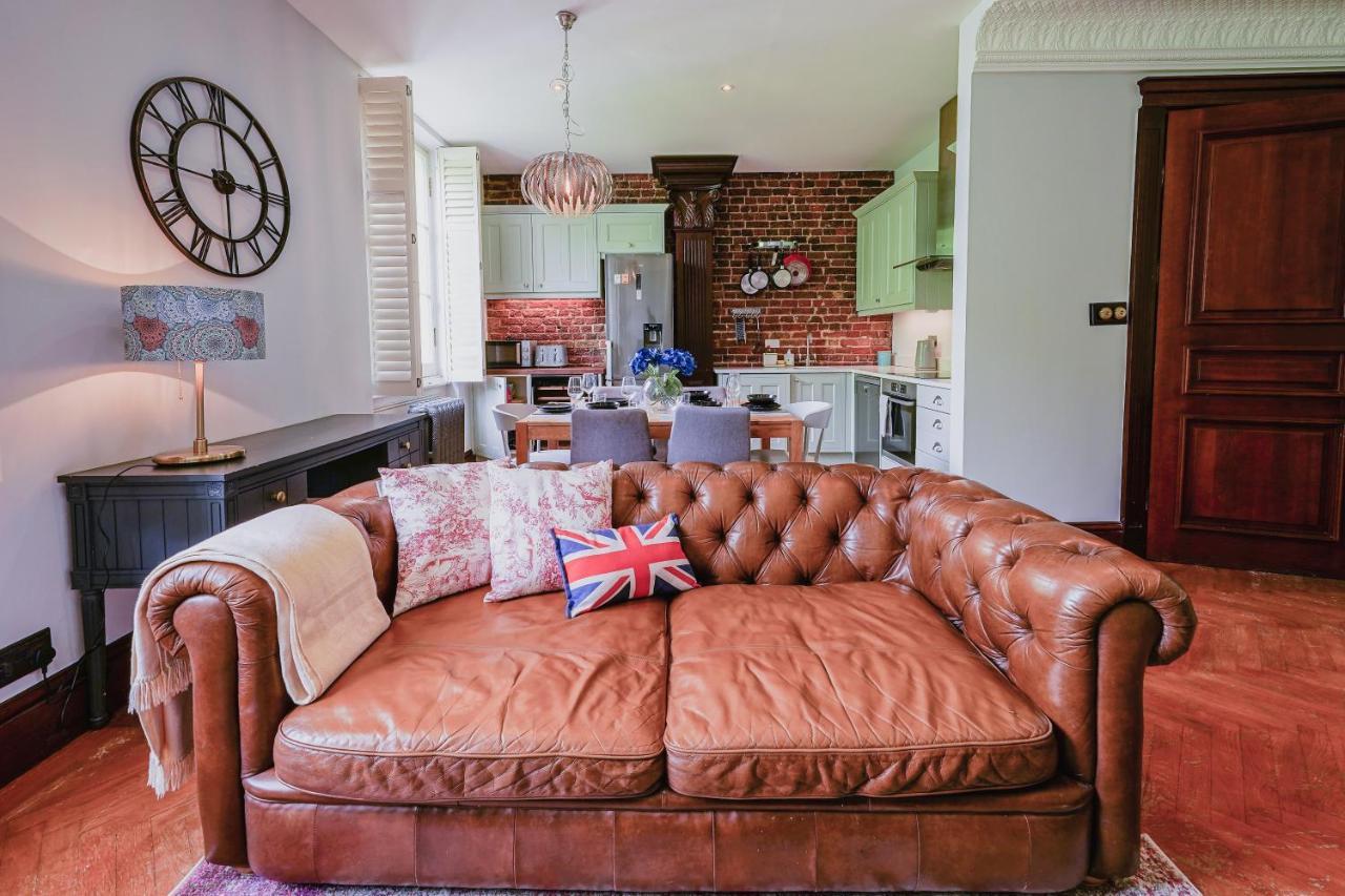 Classic Paddington 2-Bedroom Apartment London Eksteriør billede