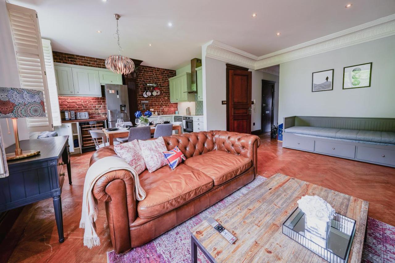 Classic Paddington 2-Bedroom Apartment London Eksteriør billede
